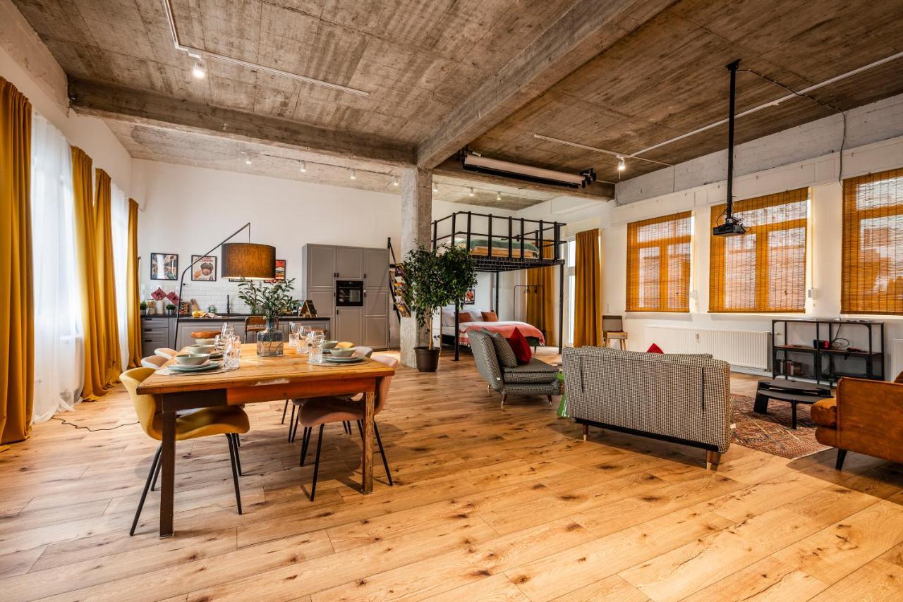 Klassen Stay - Exklusives Loft - Xxl Leinwand - 4 Km Messe, 1,5 Km Hbf Essen Buitenkant foto